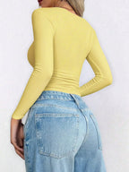 Sarah Express Women's Scoop Neck Long Sleeve Fitted T-Shirt - Ribbed Stretch