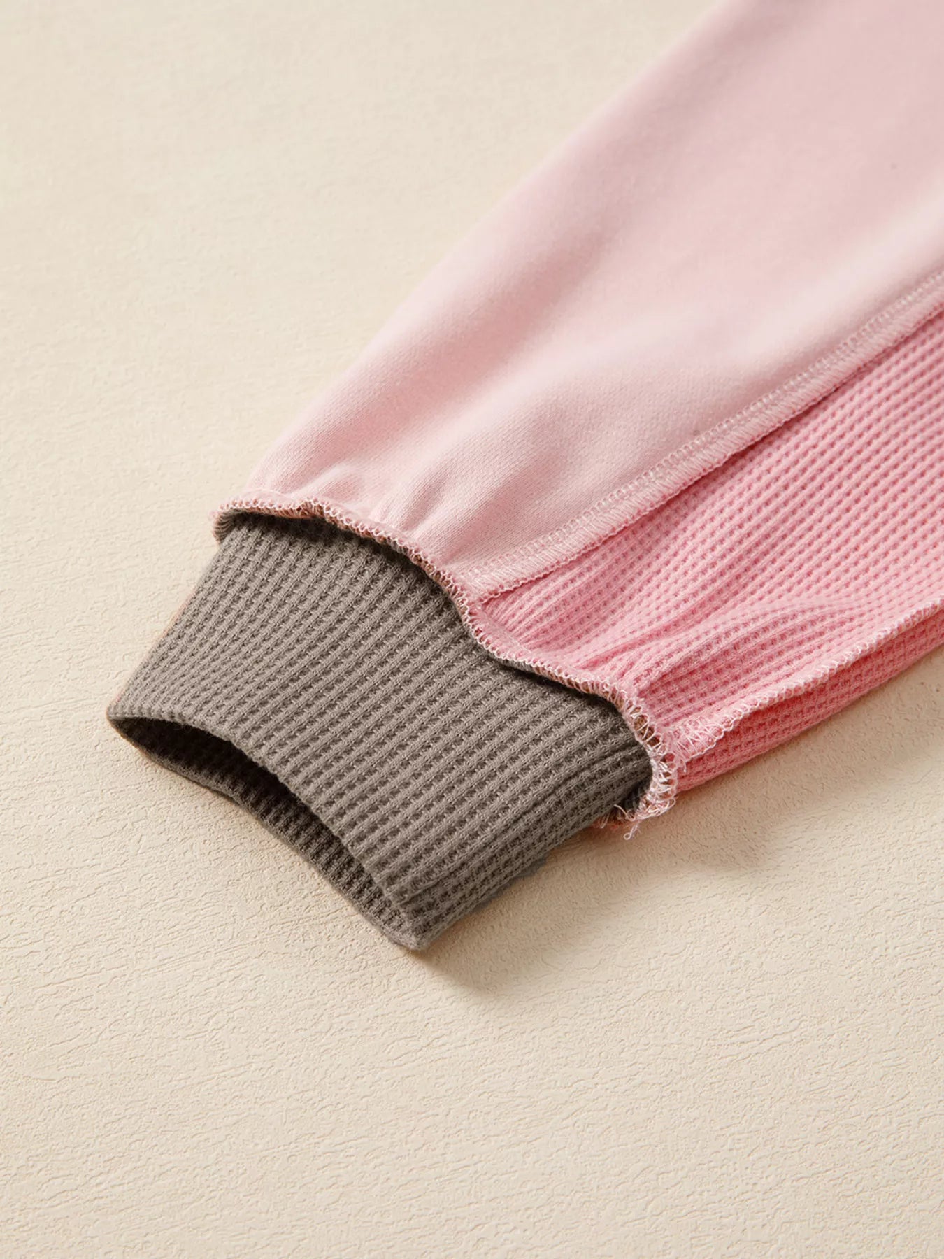 Sarah Express Women's Color Block Waffle Knit Oversized Sweatshirt