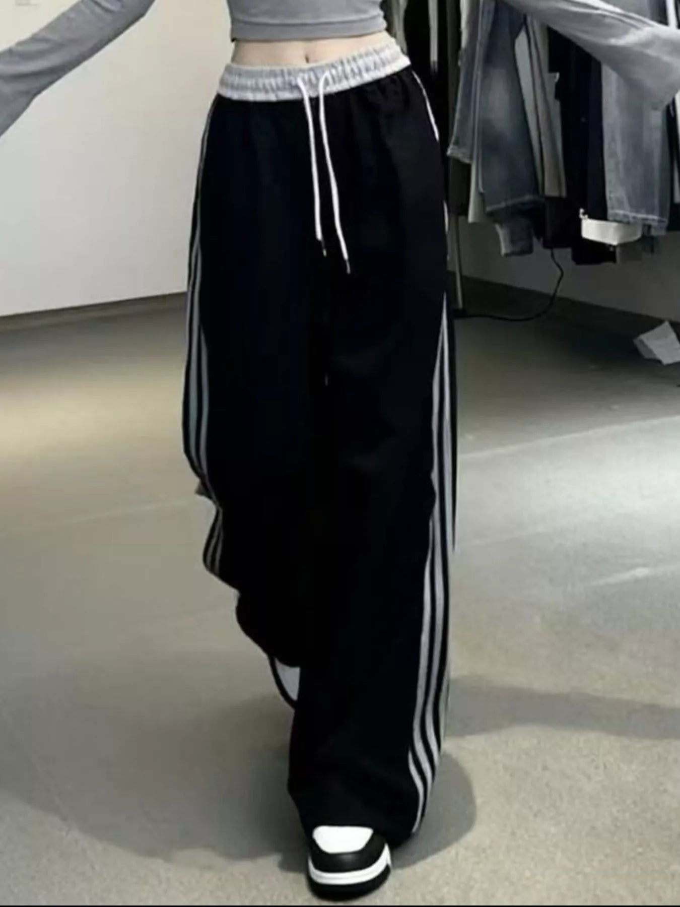 Sarah Express Women's Casual Loose Fit Striped Pants