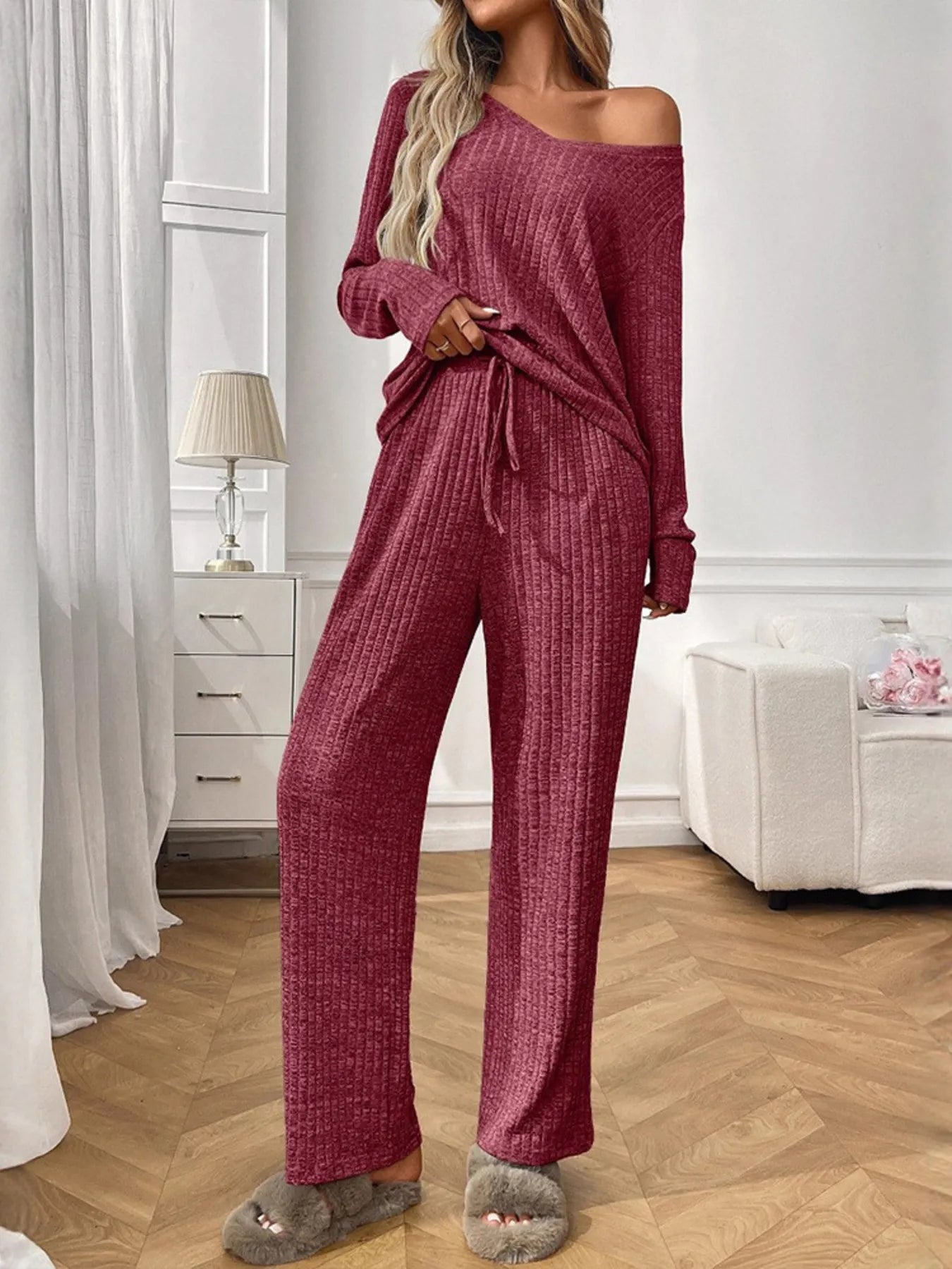 Sarah Express Women's Ribbed Long Sleeve Top and Pants Lounge Set