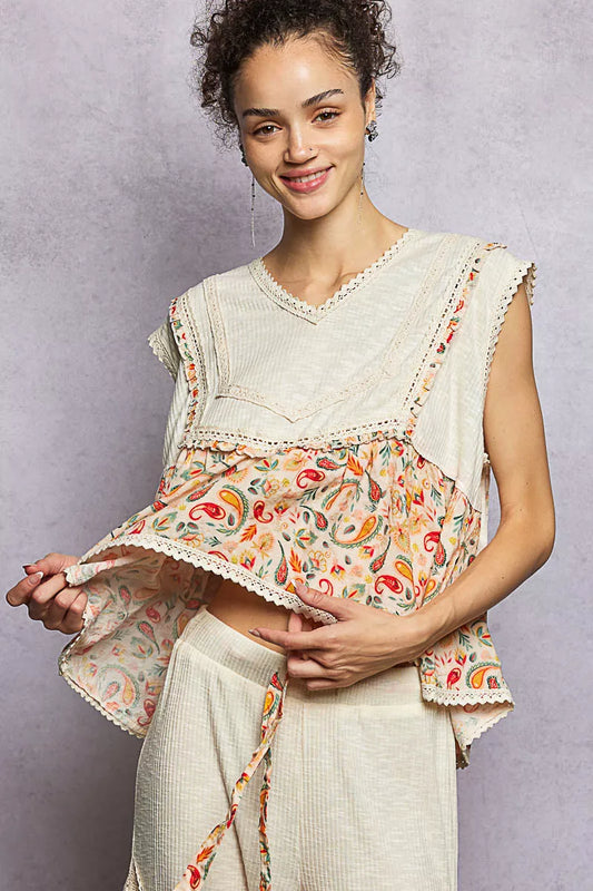 Sarah Express Women's Lace Detail Floral Cropped Ruffled Top