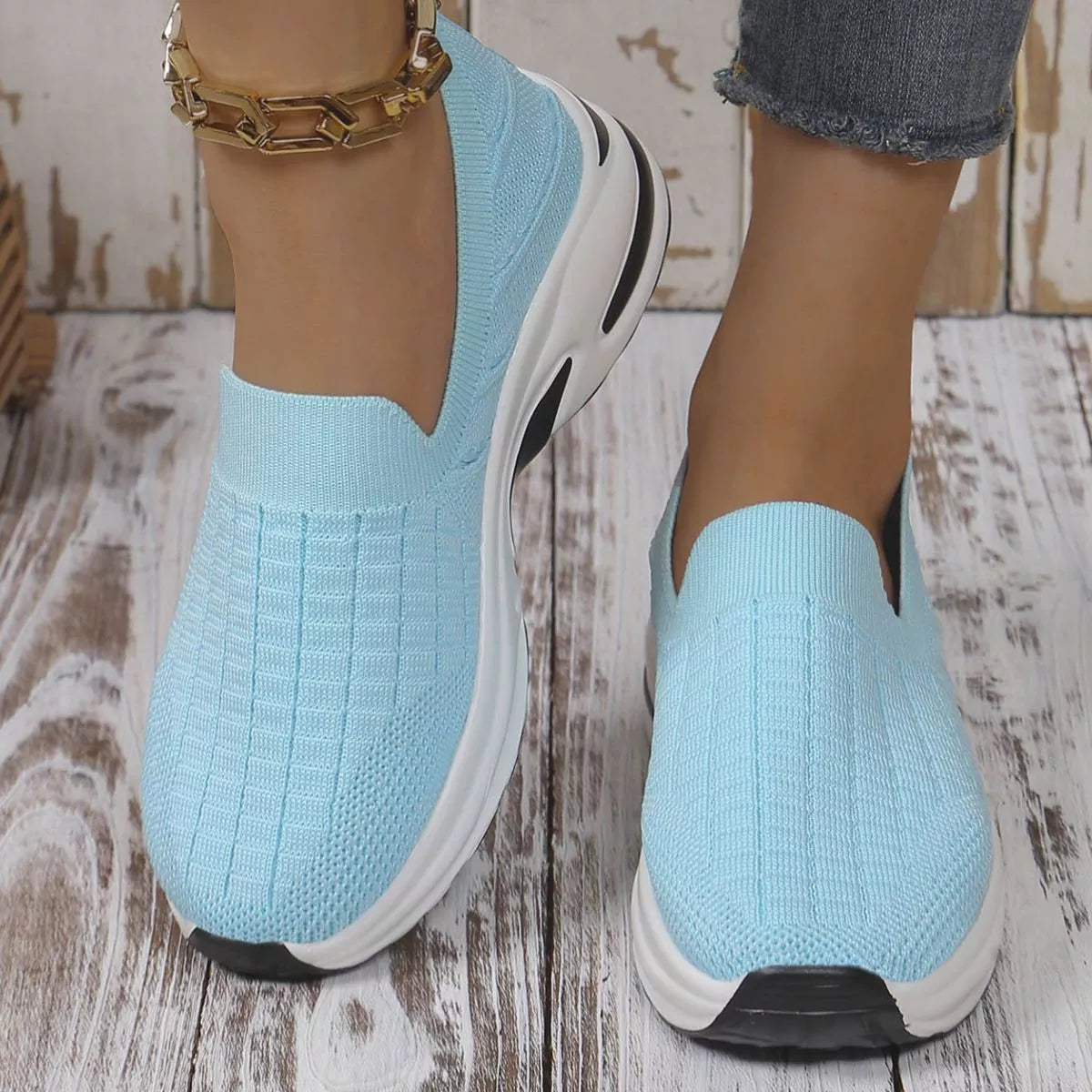 Sarah Express Women's Round Toe Mesh Slip-Ons