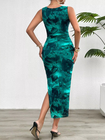 Sarah Express Women's Sleeveless Bodycon Midi Dress with Ruched Detail