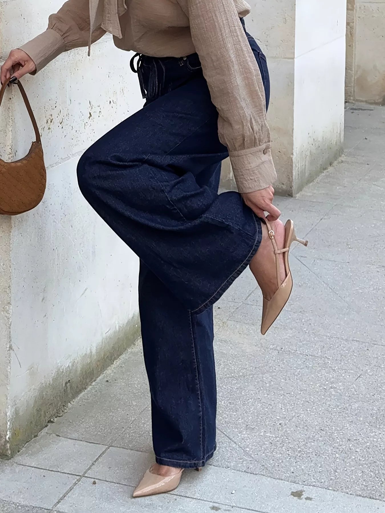 Sarah Express Women's Tied Loose Fit Flare Jeans