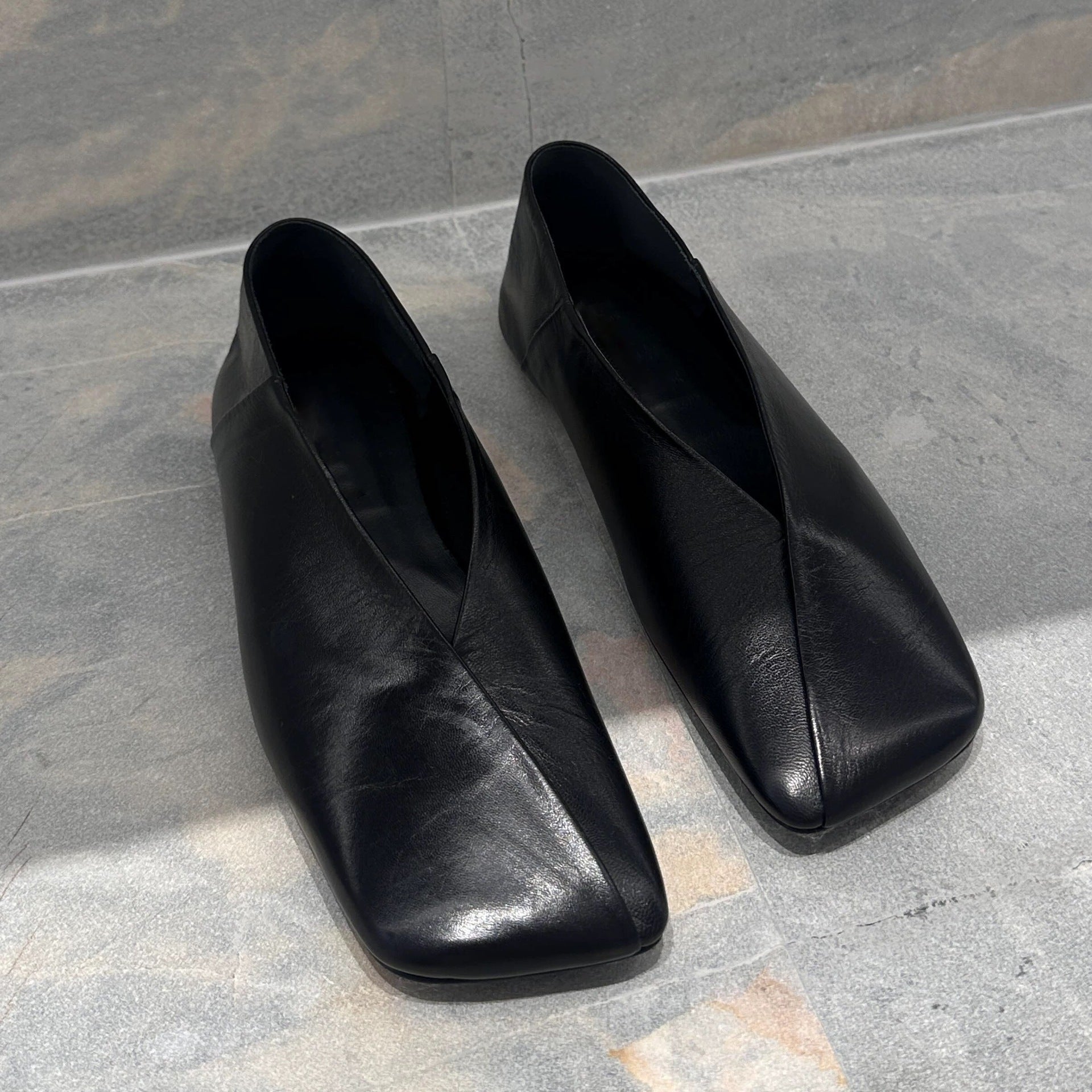 Sarah Express Women's French-Style Genuine Leather Square-Toe Flat Shoes - Elegant Slip-On Dress Flats