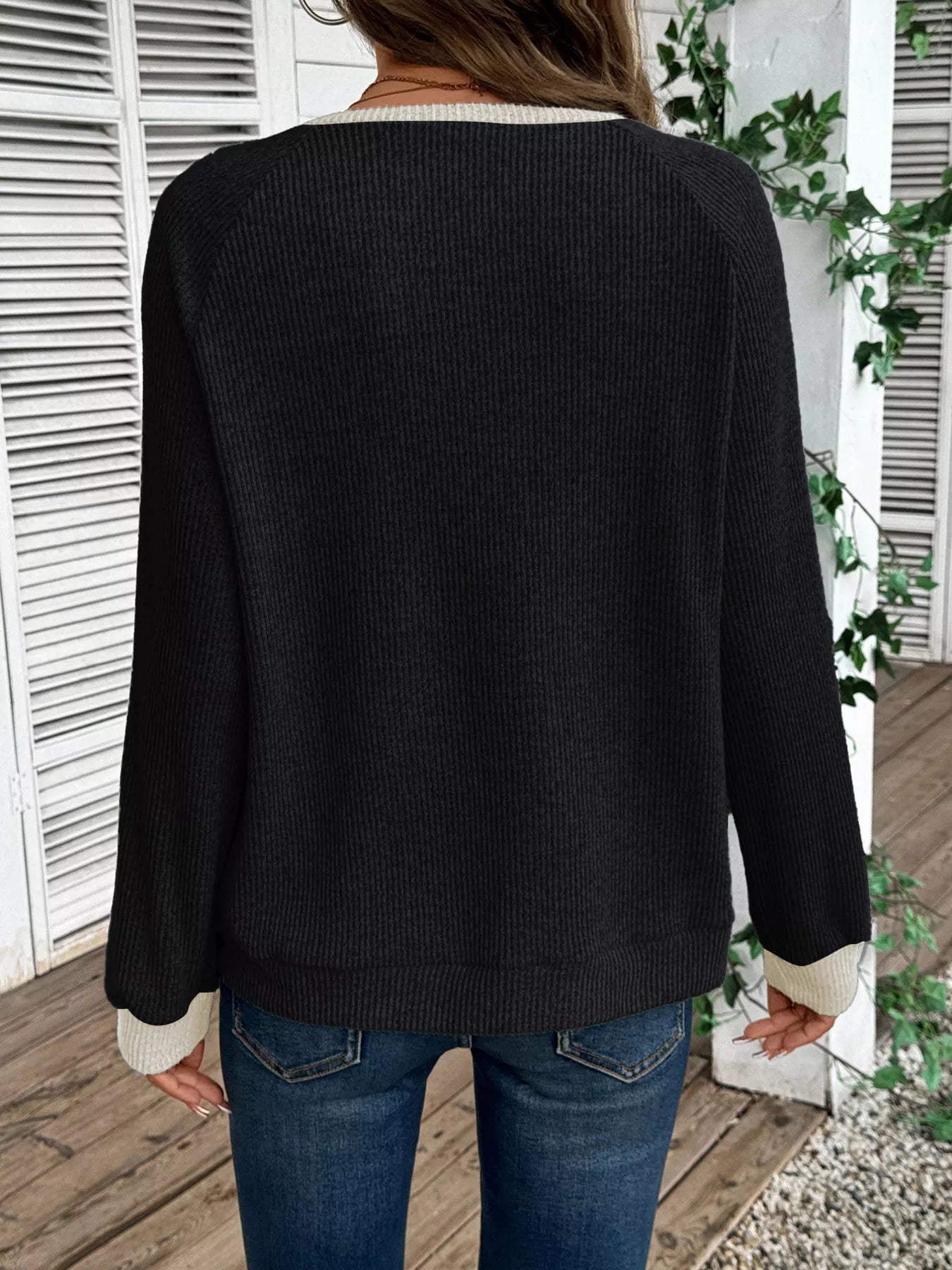 Sarah Express Women's Ribbed Knit Two-Tone Button Front Top