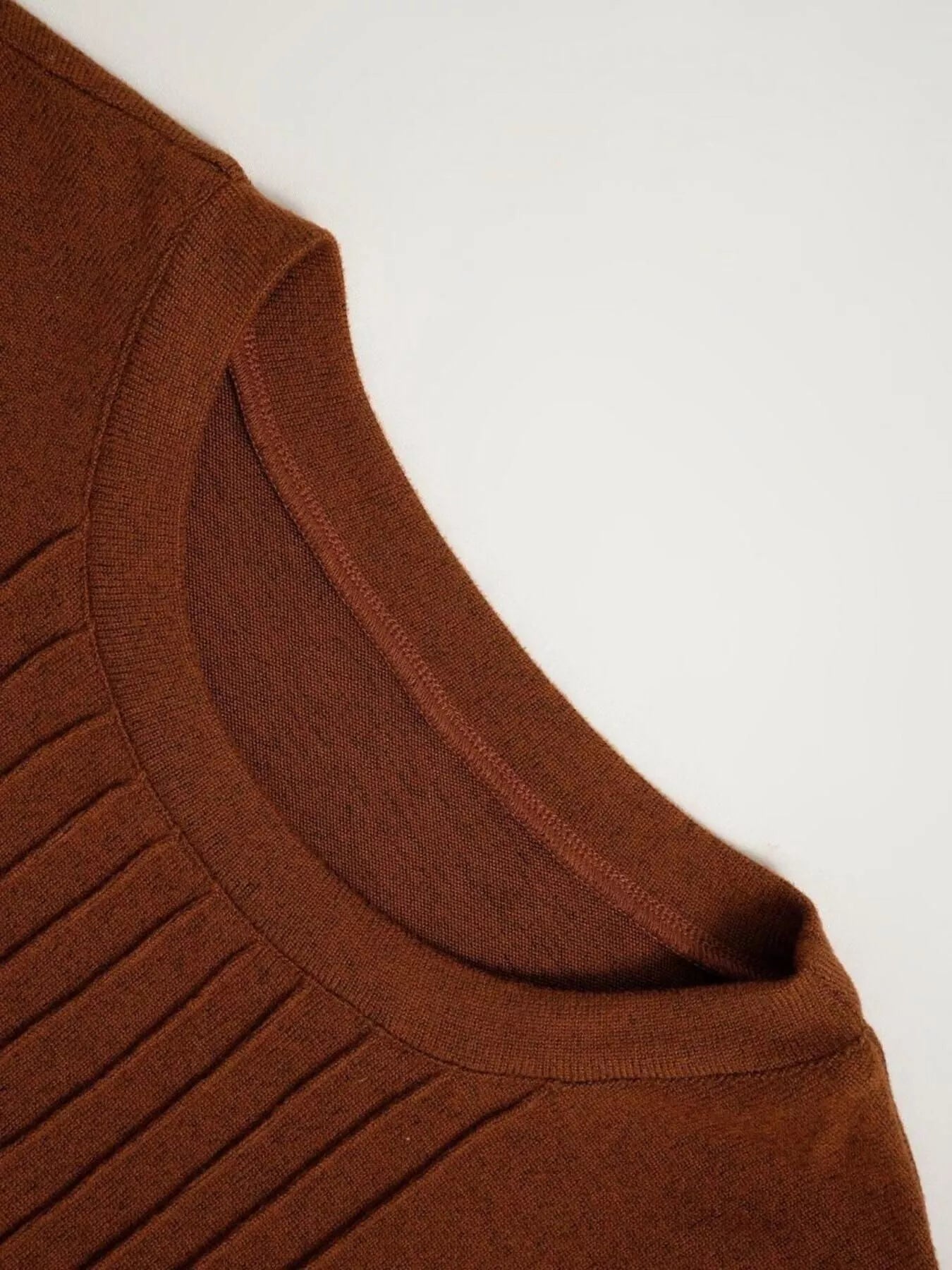 Sarah Express Women's Round Neck Lantern Sleeve Top