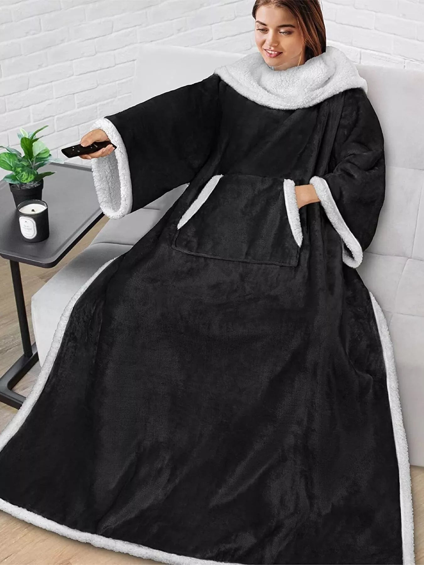 Sarah Express Women's Oversized Wearable Blanket Hoodie Lounge Nightgown Black One Size