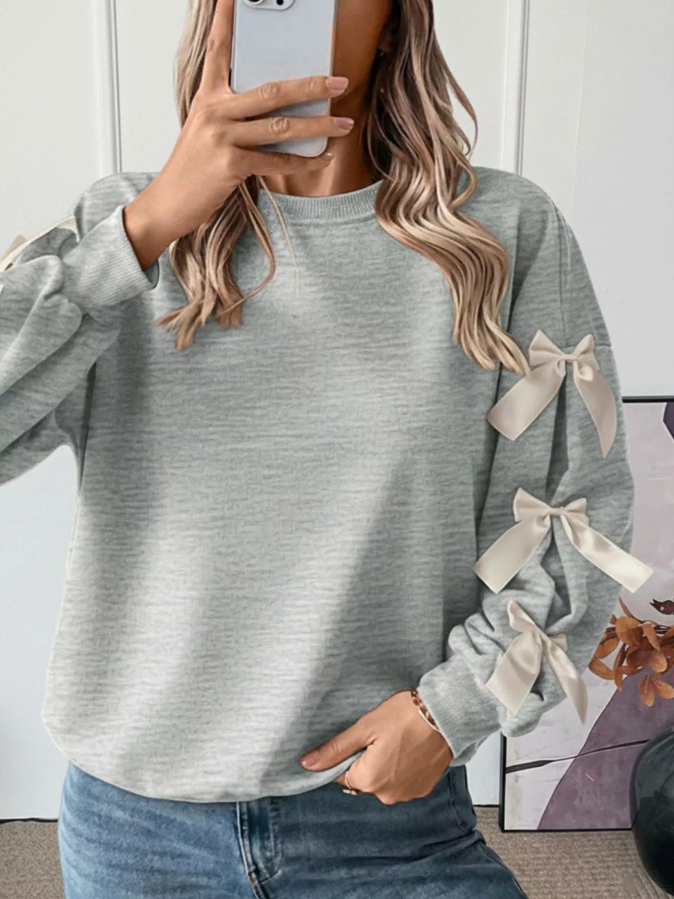 Sarah Express Women's Bowknot Sleeve Round Neck Sweatshirt