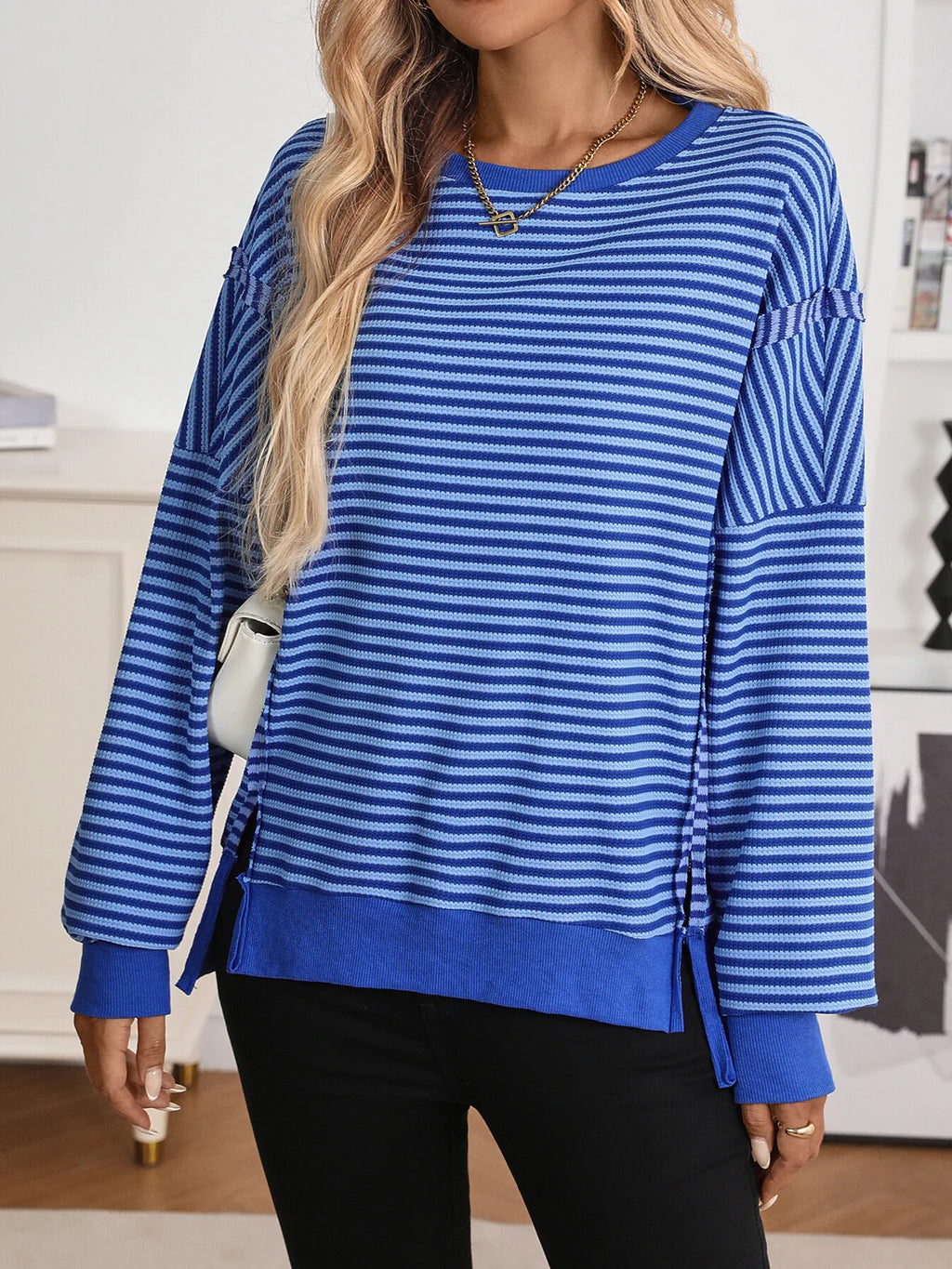 Sarah Express Women's Exposed Seam Striped Contrast Sweatshirt