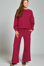 Sarah Express women’s ribbed two-piece lounge set with a round neck pullover top and matching drawstring pants.