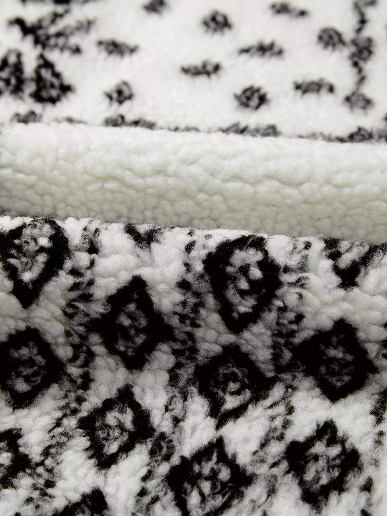 Sarah Express Women's Sherpa Paisley Print Pocketed Western Fashion Vest Jacket