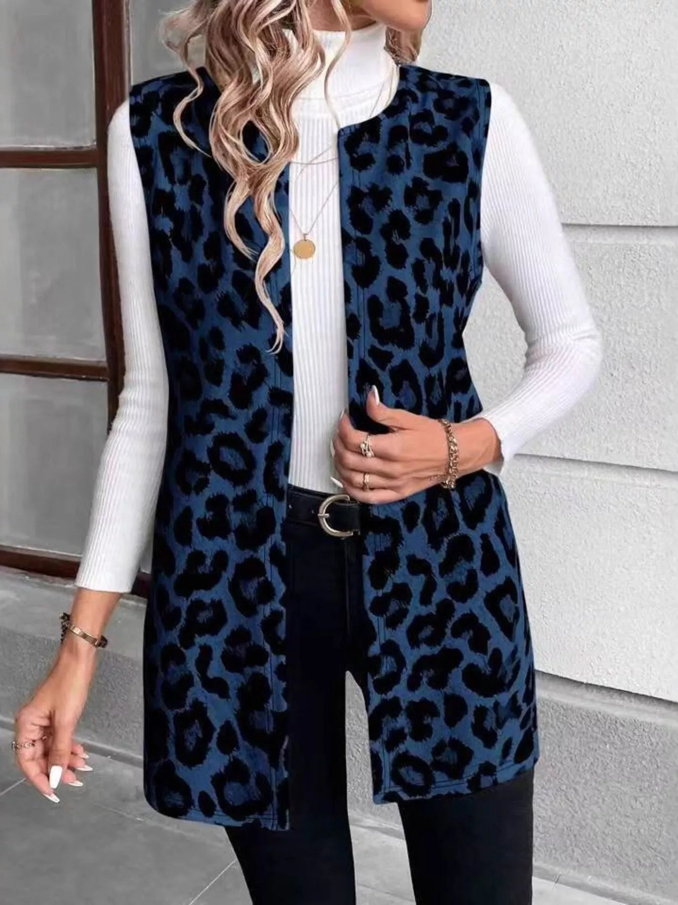 Sarah Express Women's Sleeveless Leopard Print Vest Coat