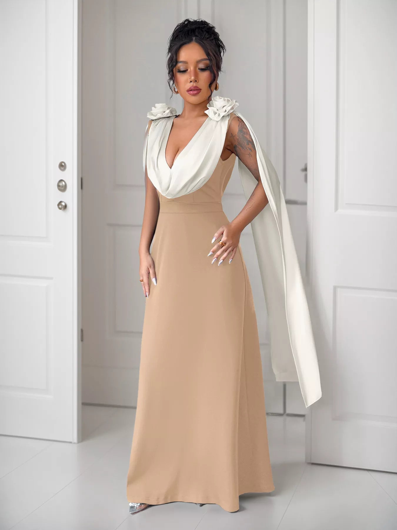 Sarah Express Women's Floral Applique Two Tone Maxi Dress