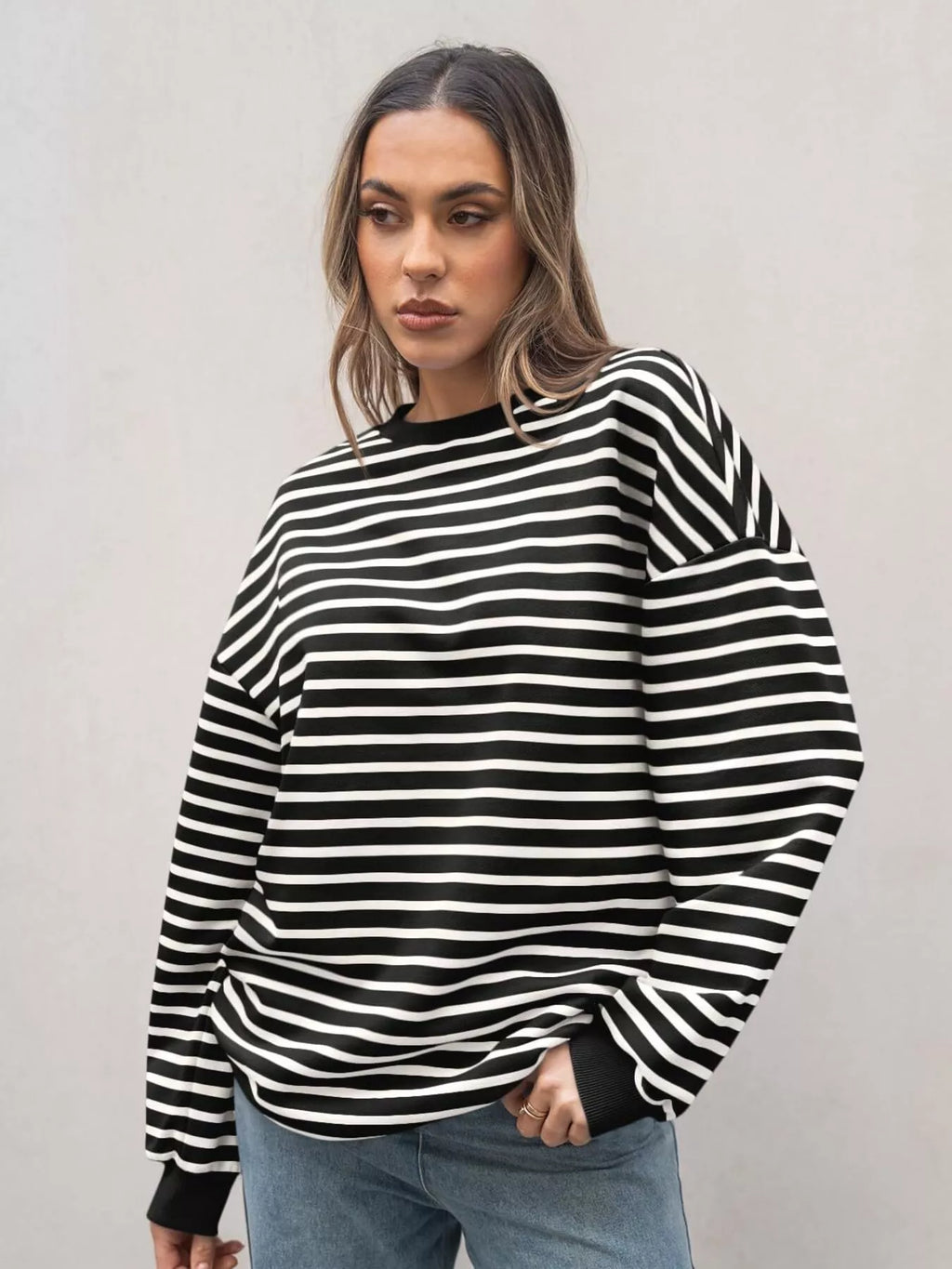 Sarah Express Women's Striped Round Neck Oversized Casual Sweatshirt