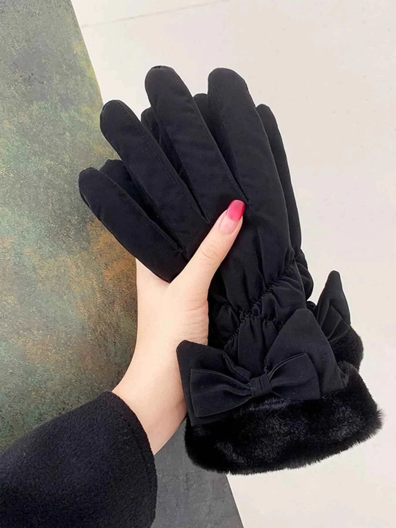 Sarah Express Women's Bow-Decorated Plush Cuff Gloves - Winter Fashion Accessory Tea Ink Black One Size