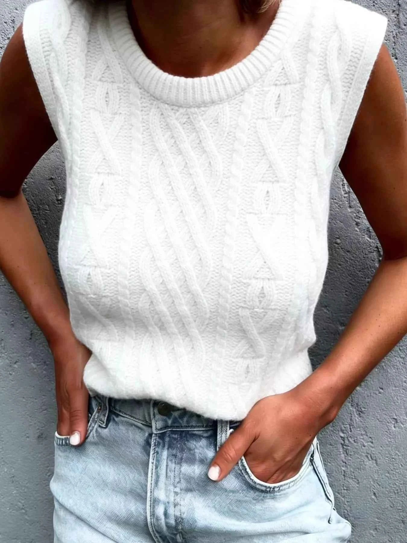 Sarah Express Women's Cable Knit Sweater Vest - Ribbed Sleeveless Knit Top White