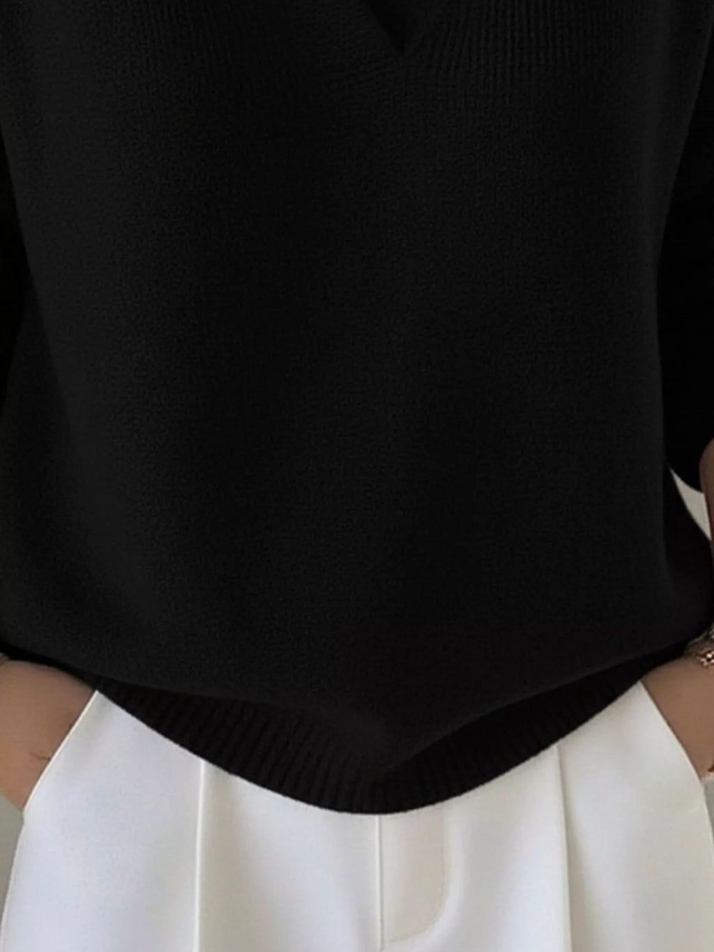 Sarah Express Women's V-Neck Long Sleeve Sweater Plus Size