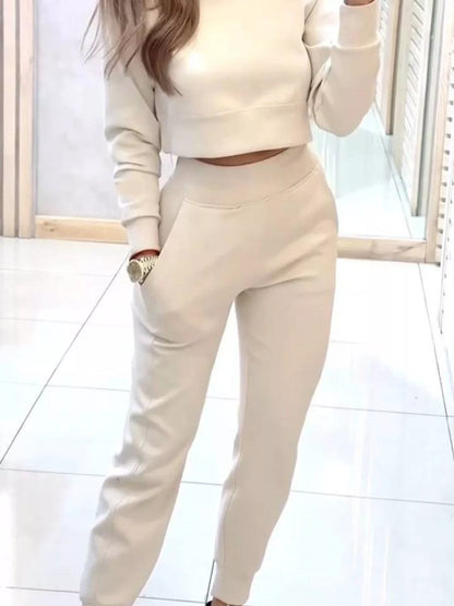 Sarah Express Women's Casual Chic Cropped Sweatshirt and Jogger Set Apricot