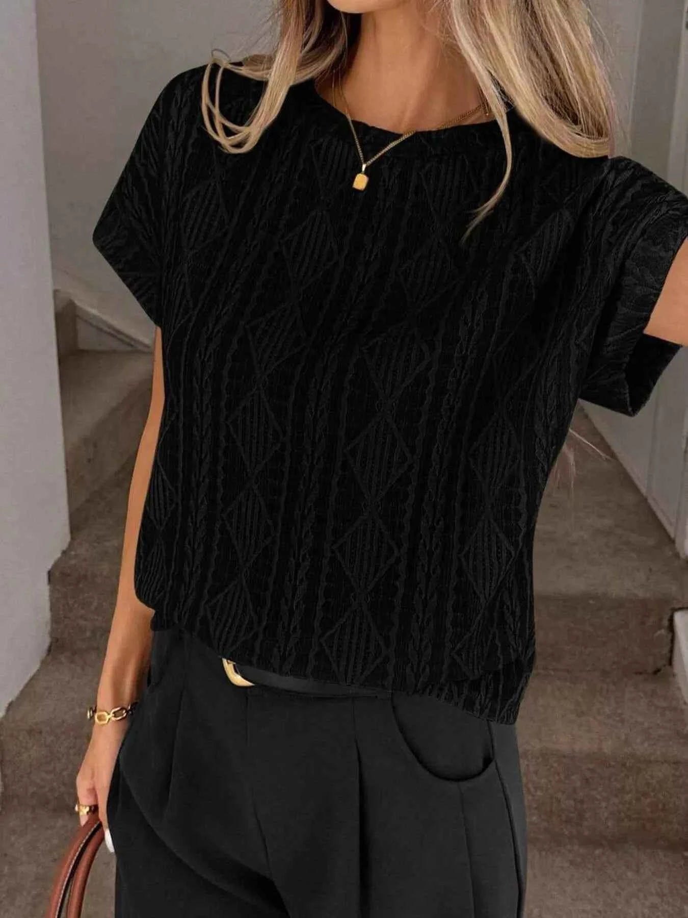 Sarah Express Women's Diamond Pattern Round Neck Top - Short Sleeve Knit Blouse