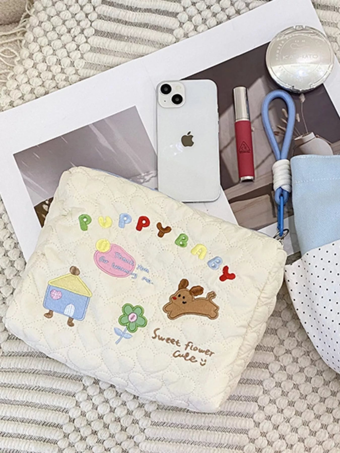 Sarah Express Women's Cartoon Embroidered Quilted Clutch