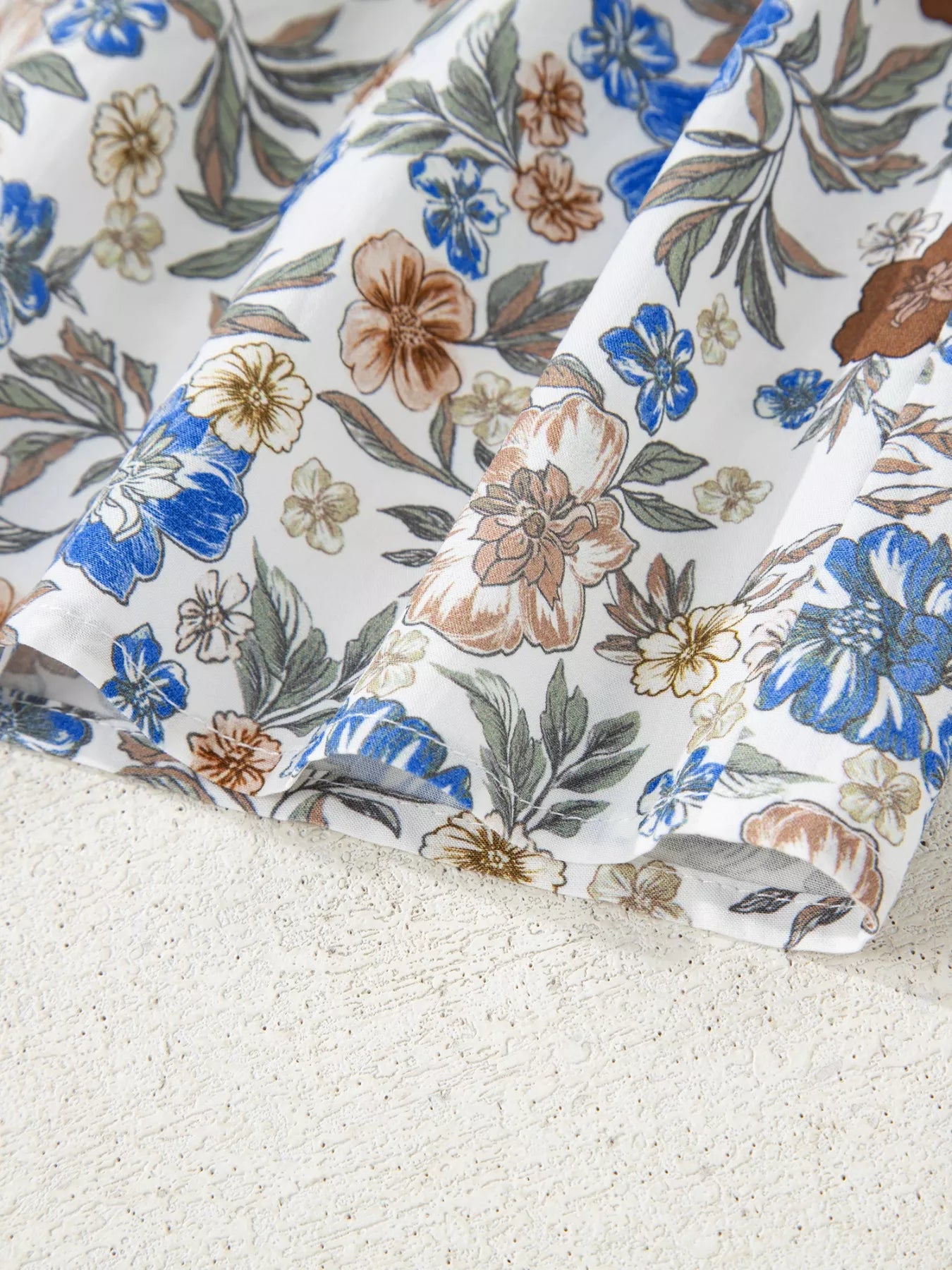 Sarah Express Women's Plaid Frilled Trim V Neck Floral Long Sleeve Blouse