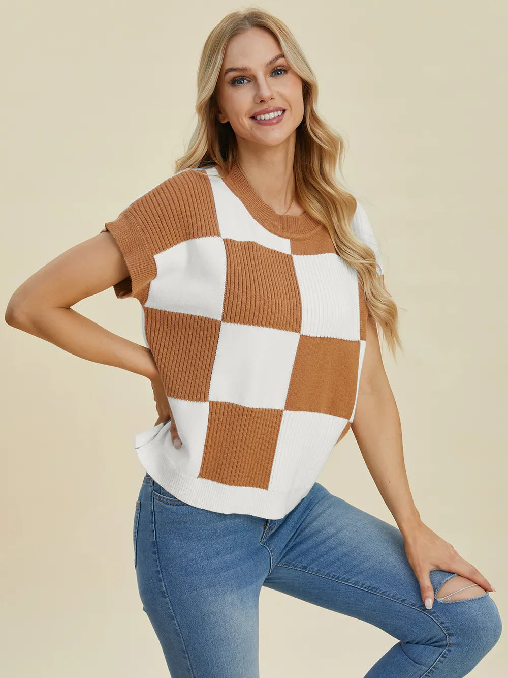 Sarah Express Women's Checkered Round Neck Short Sleeve Sweater Camel