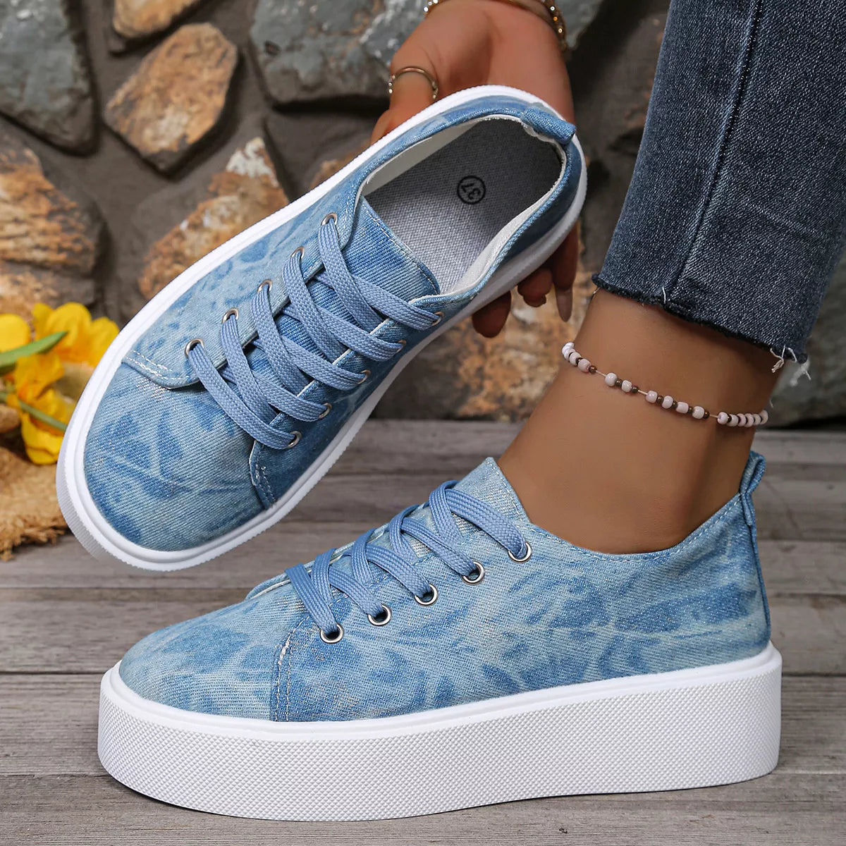 Sarah Express Women's Round Toe Platform Sneakers