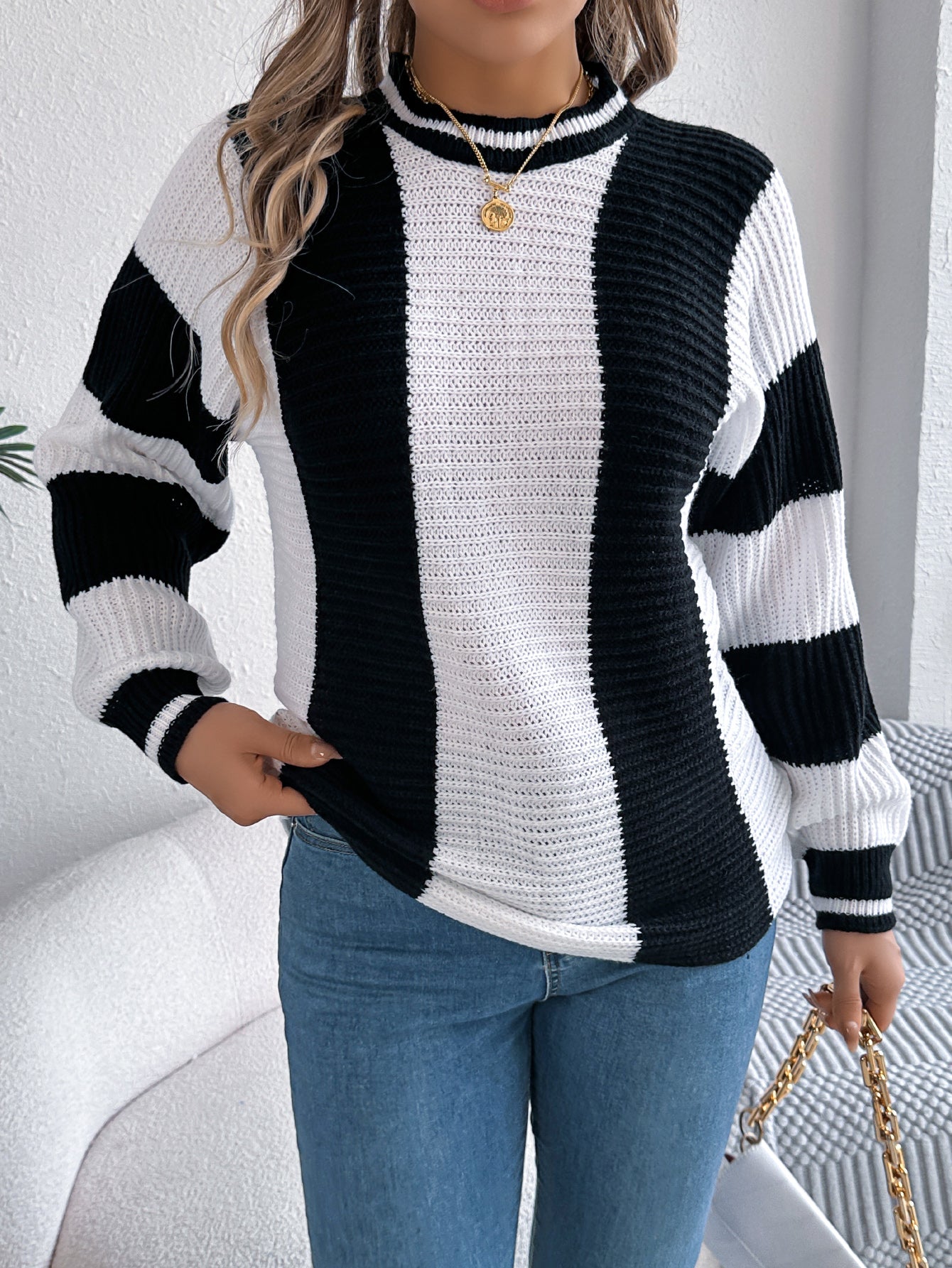 Sarah Express Women's Color Block Stripe Lantern Sleeve Pullover Sweater