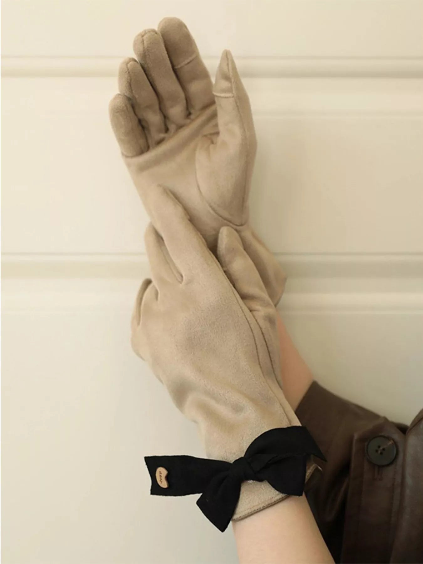 Sarah Express Women's Bow-Decorated Winter Gloves - Elegant Polyester Knit Gloves