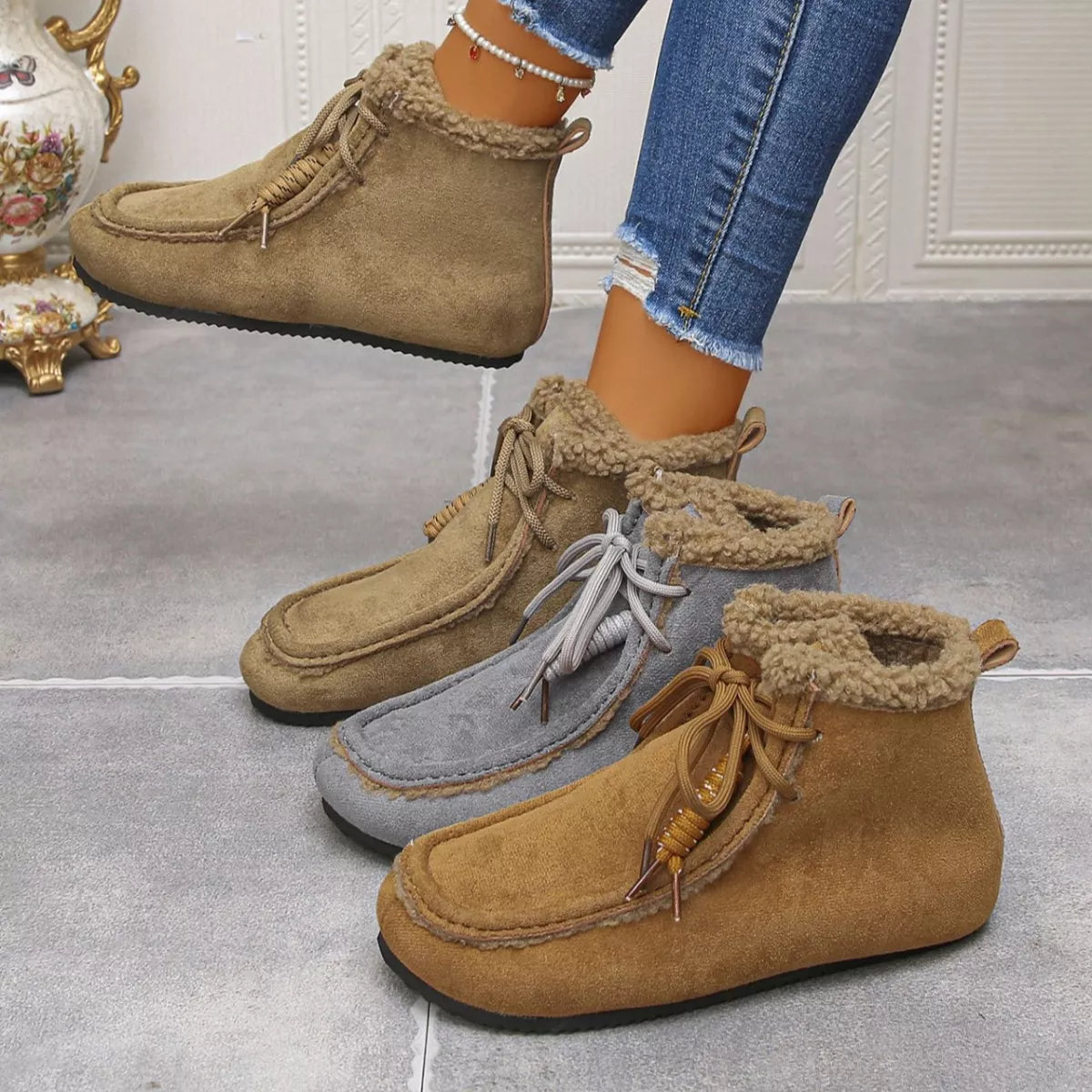 Sarah Express Women's Lace-Up Flat Ankle Boots