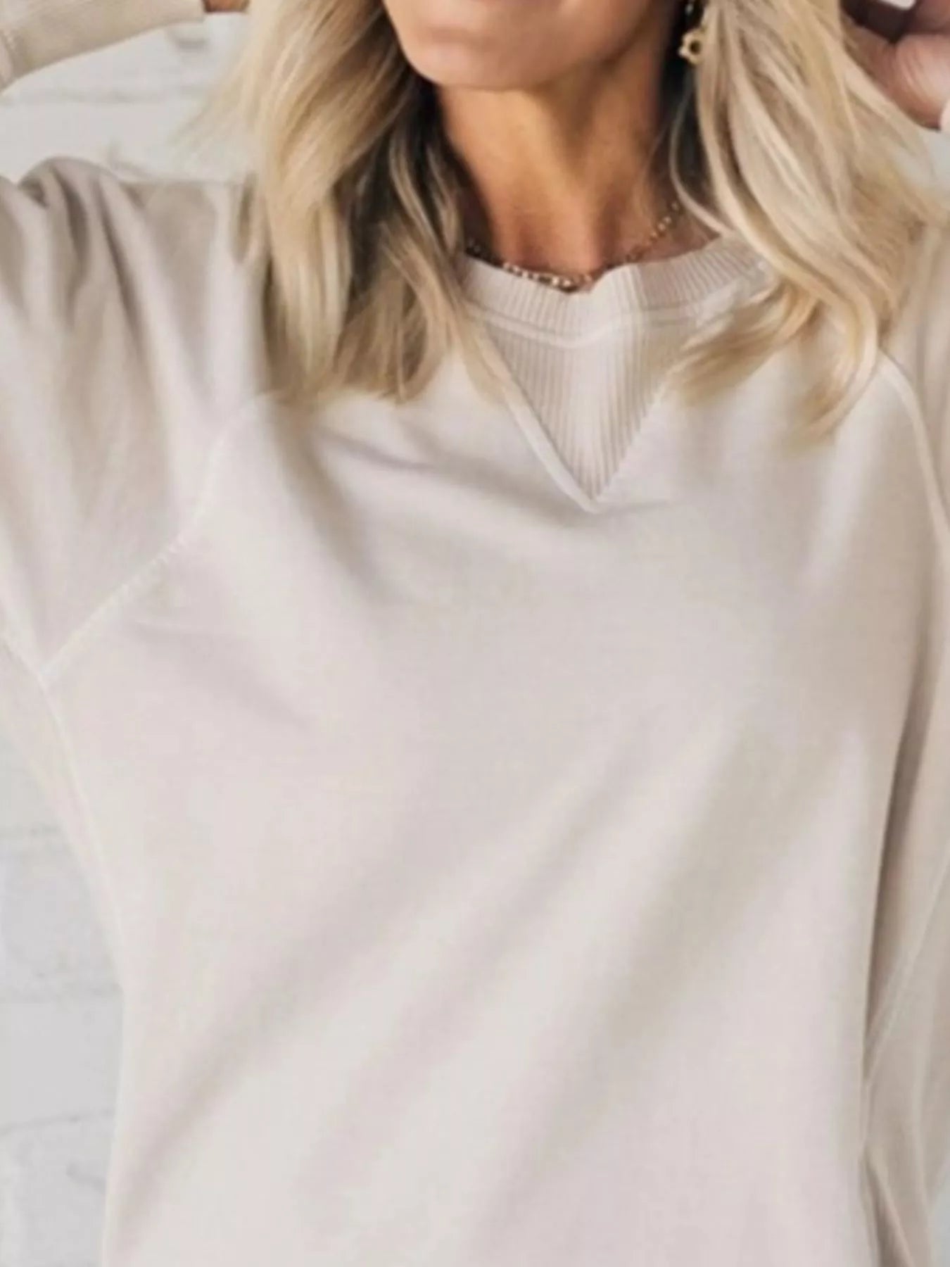 Sarah Express Women's Crew Neck Raglan Sleeve Sweatshirt - Casual Pullover Top