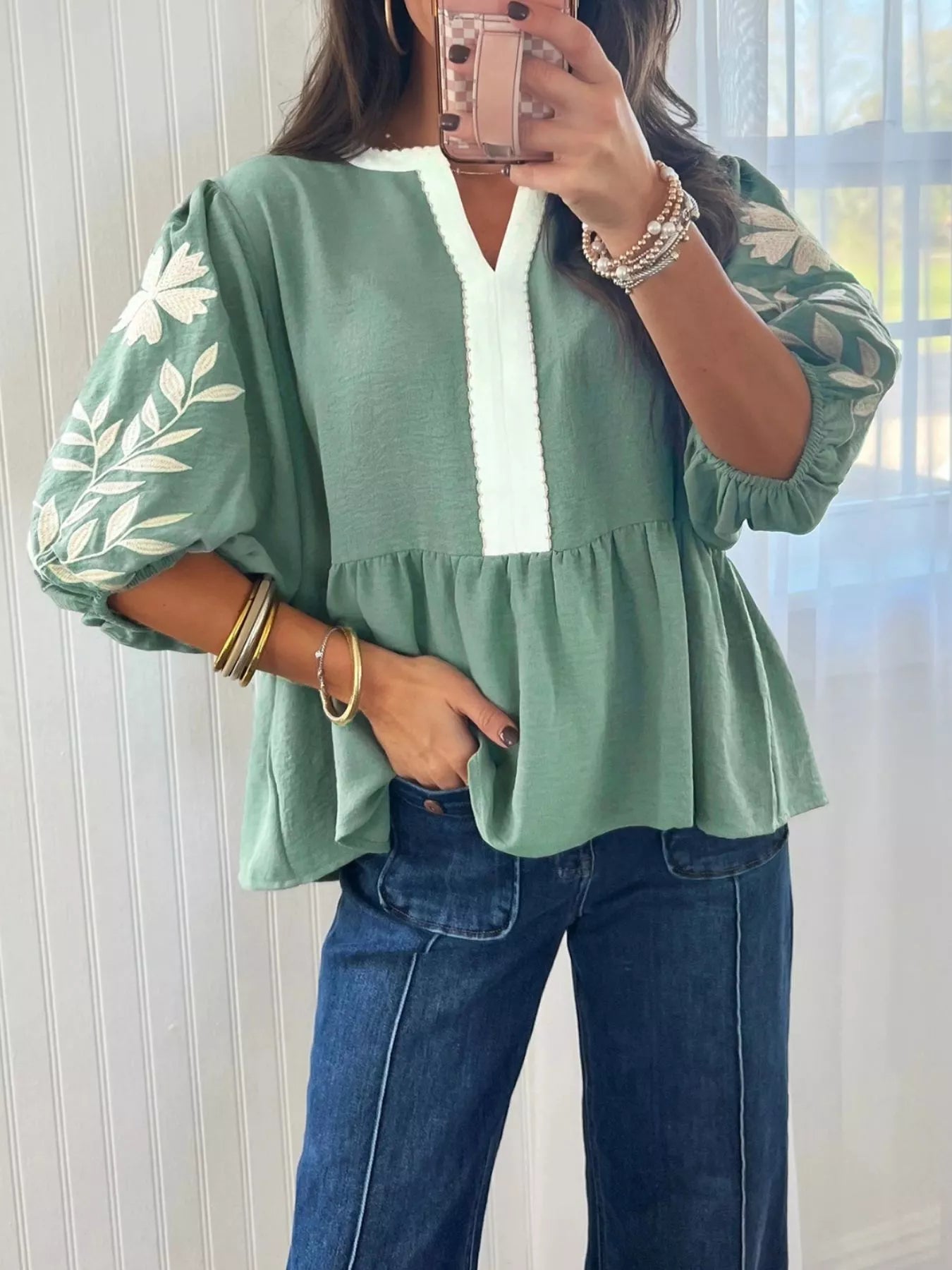 Sarah Express Women's Embroidered Puff Sleeve Babydoll Blouse - Color Block V Neck Top