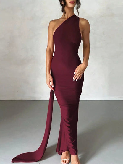 Sarah Express Women's Backless One-Shoulder Ruched Bodycon Maxi Dress Burgundy