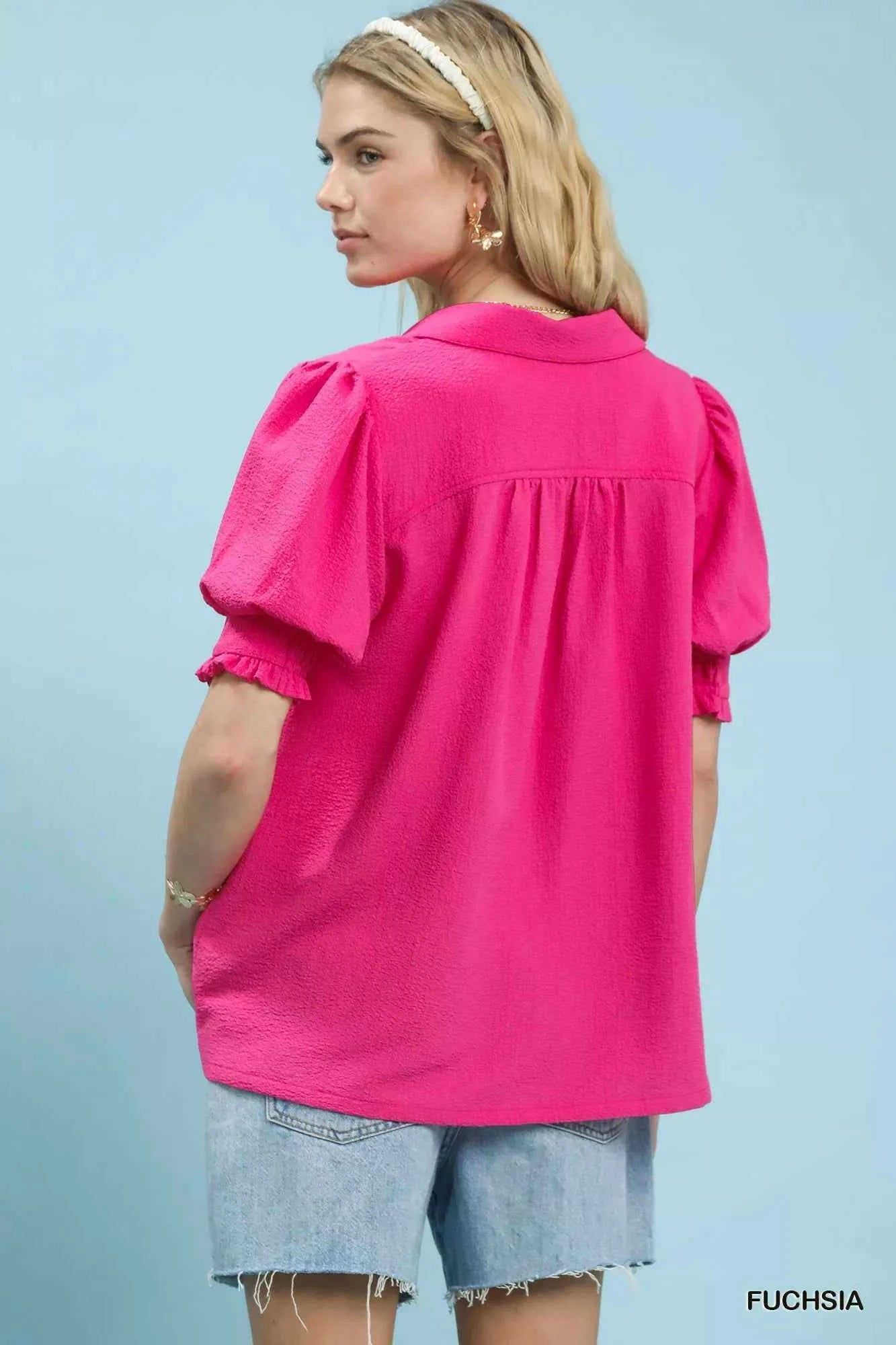 Sarah Express Women's Seersucker Puff Sleeve Blouse - Textured Split V-Neck Top