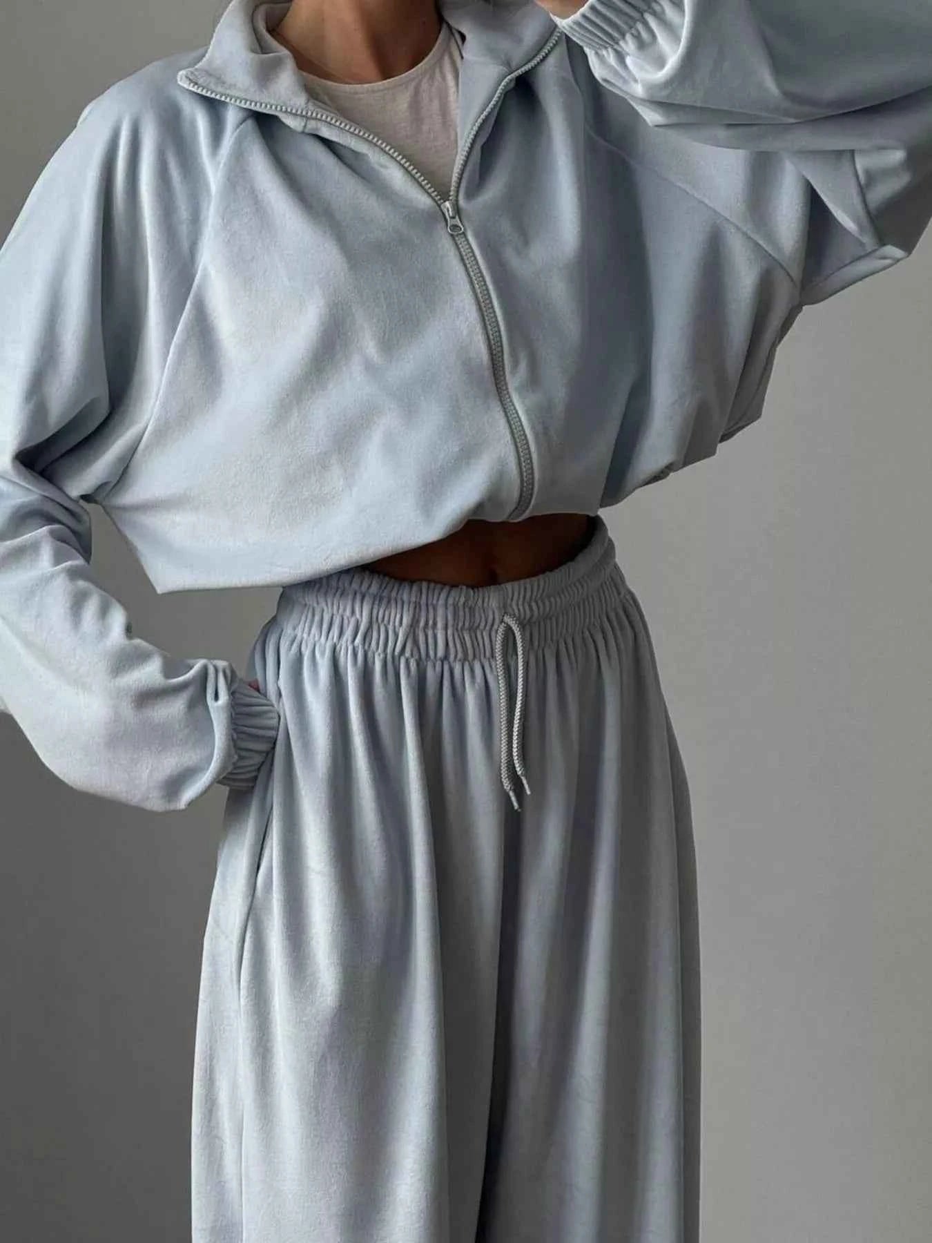 Sarah Express Women's Zip Up Long Sleeve Outerwear and Pants Set - Activewear Tracksuit