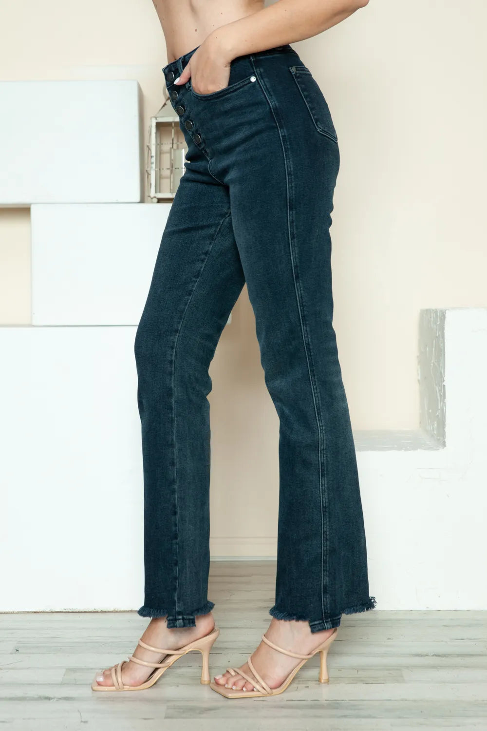 Sarah Express Women’s Plus Size High Rise Distressed Button Fly Straight Jeans
