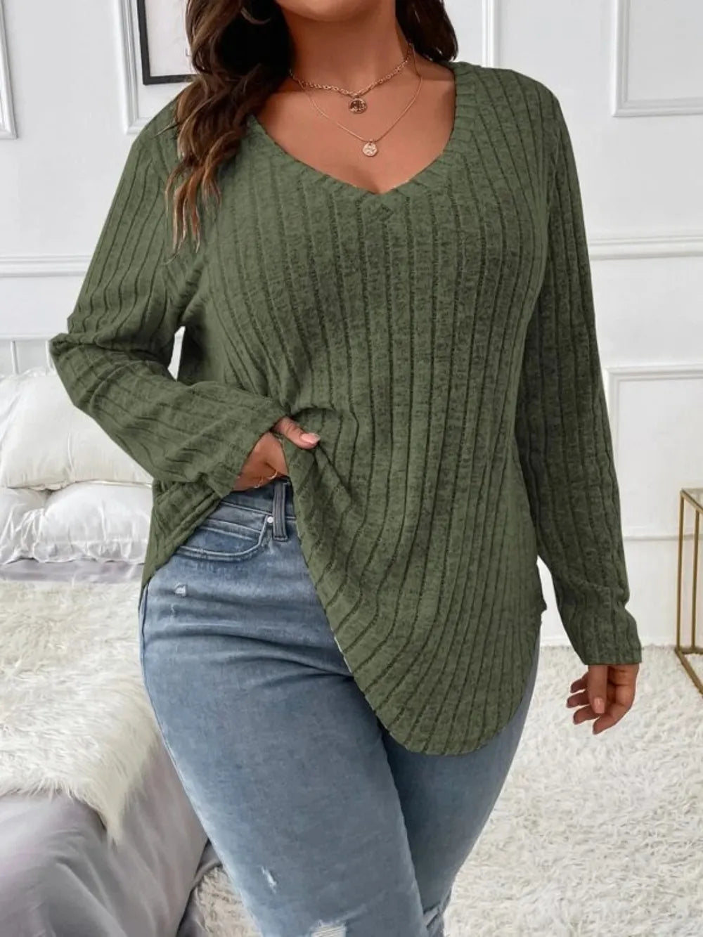 Sarah Express Women's Plus Size V-Neck Long Sleeve T-Shirt