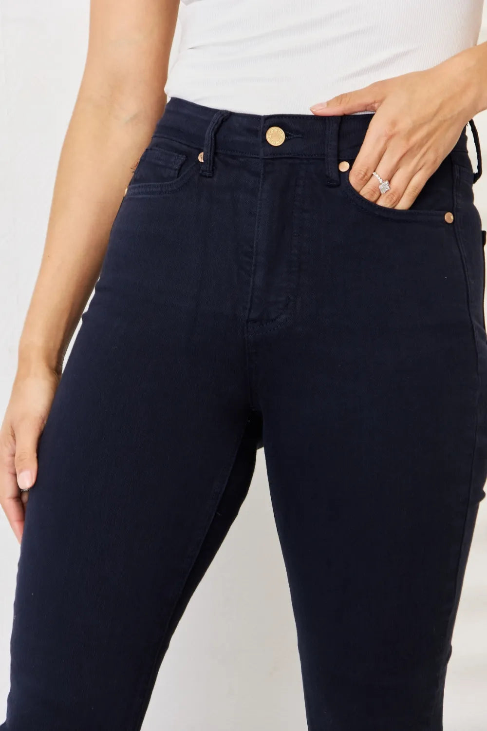 Sarah Express Women’s Plus Size Garment Dyed Tummy Control Skinny Jeans
