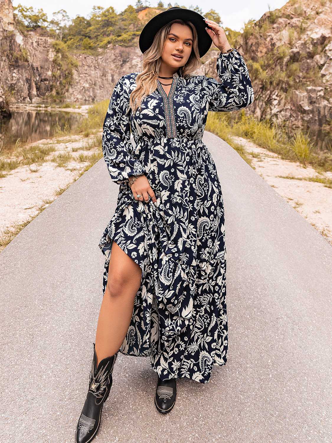 Sarah Express Women's Plus Size Long Sleeve Maxi Dress