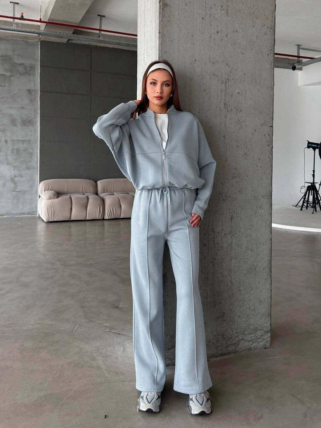 Sarah Express Women's Athleisure Tracksuit Set - Zipper Jacket & Wide Leg Pants Two Piece Outfit Moonlight blue