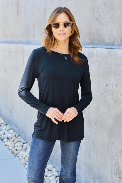 Sarah Express Women's Round Neck Long Sleeve Top with Pockets Black