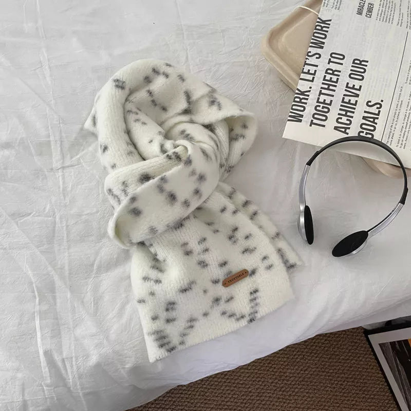 Sarah Express Women's Soft Fuzzy Contrast Scarf Milky White One Size