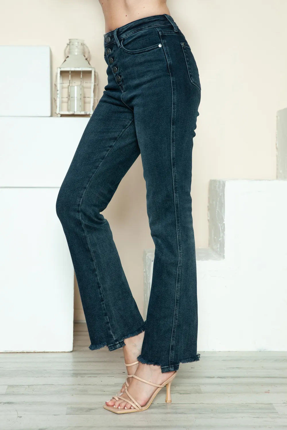 Sarah Express Women’s Plus Size High Rise Distressed Button Fly Straight Jeans
