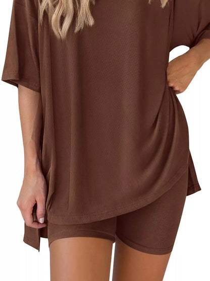 Sarah Express Women's Relaxed Fit Round Neck Top and Shorts Two-Piece Set - Plus Size Loungewear