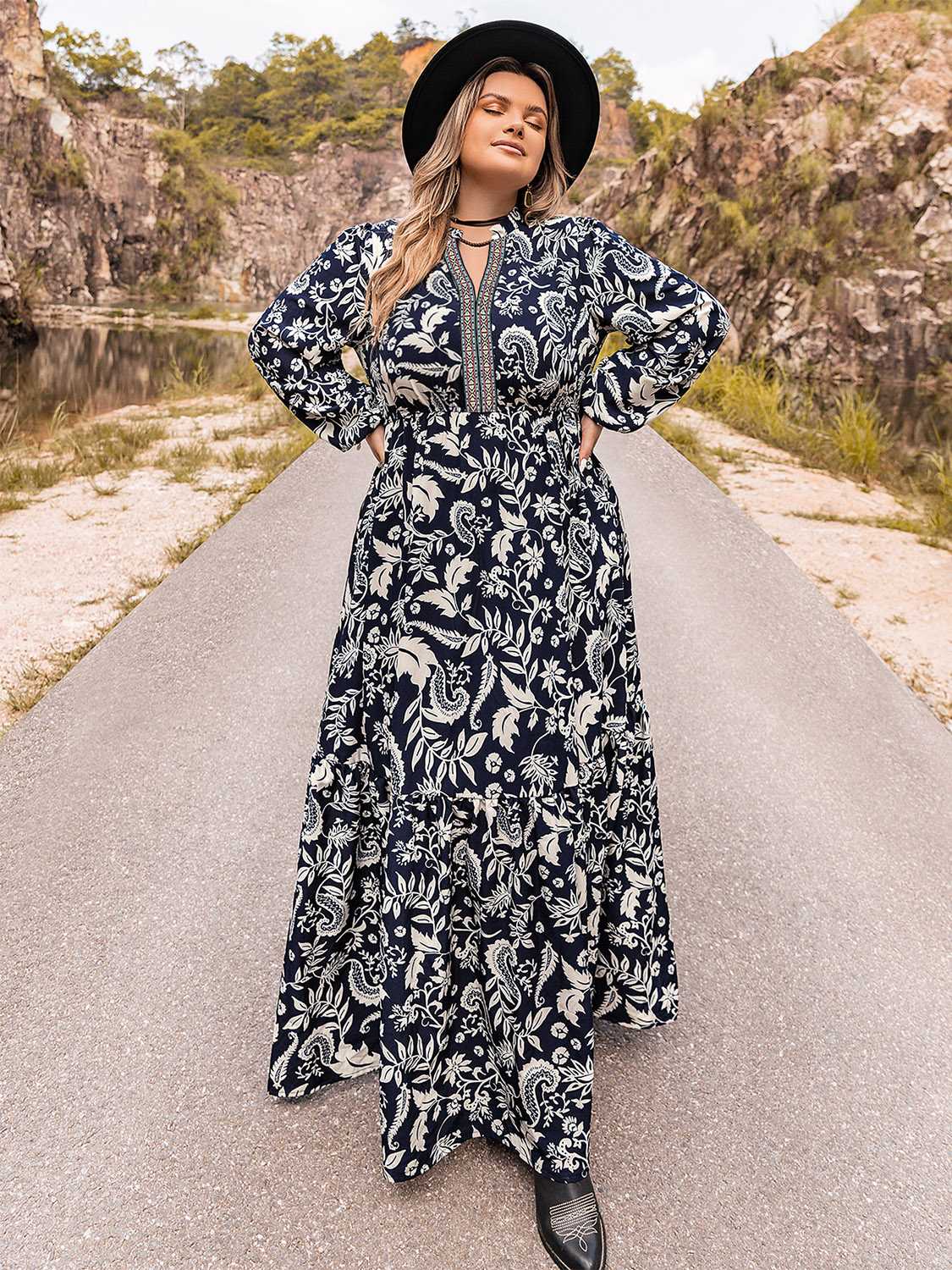 Sarah Express Women's Plus Size Long Sleeve Maxi Dress