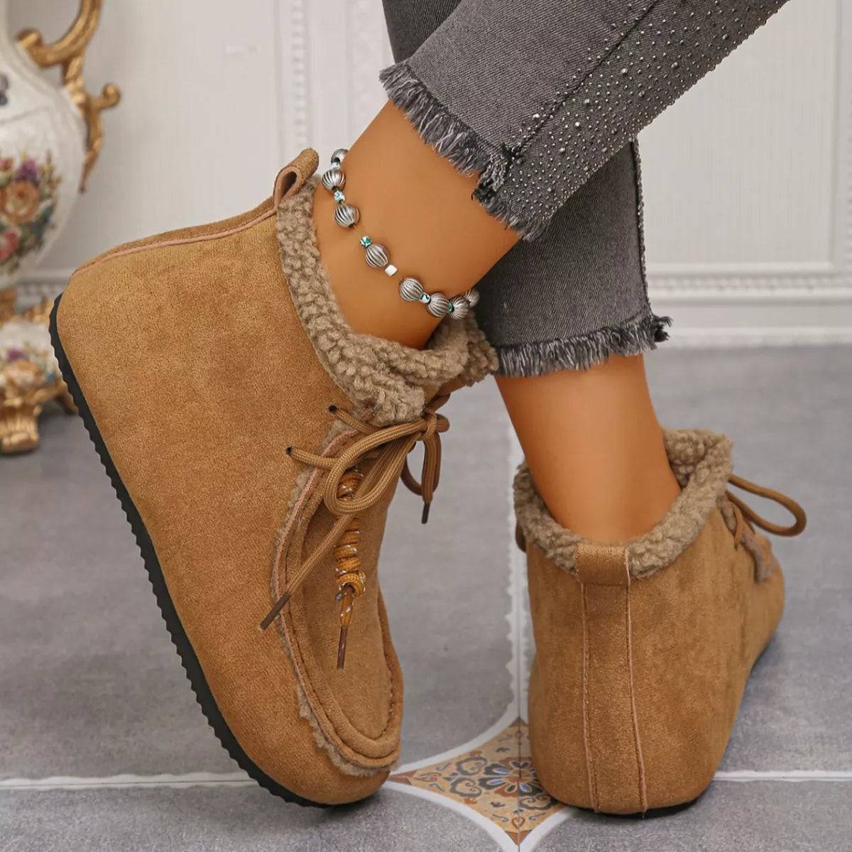 Sarah Express Women's Lace-Up Flat Ankle Boots