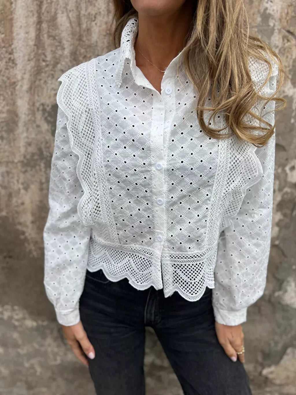 Sarah Express Women's Eyelet Button-Up Shirt with Scalloped Hem