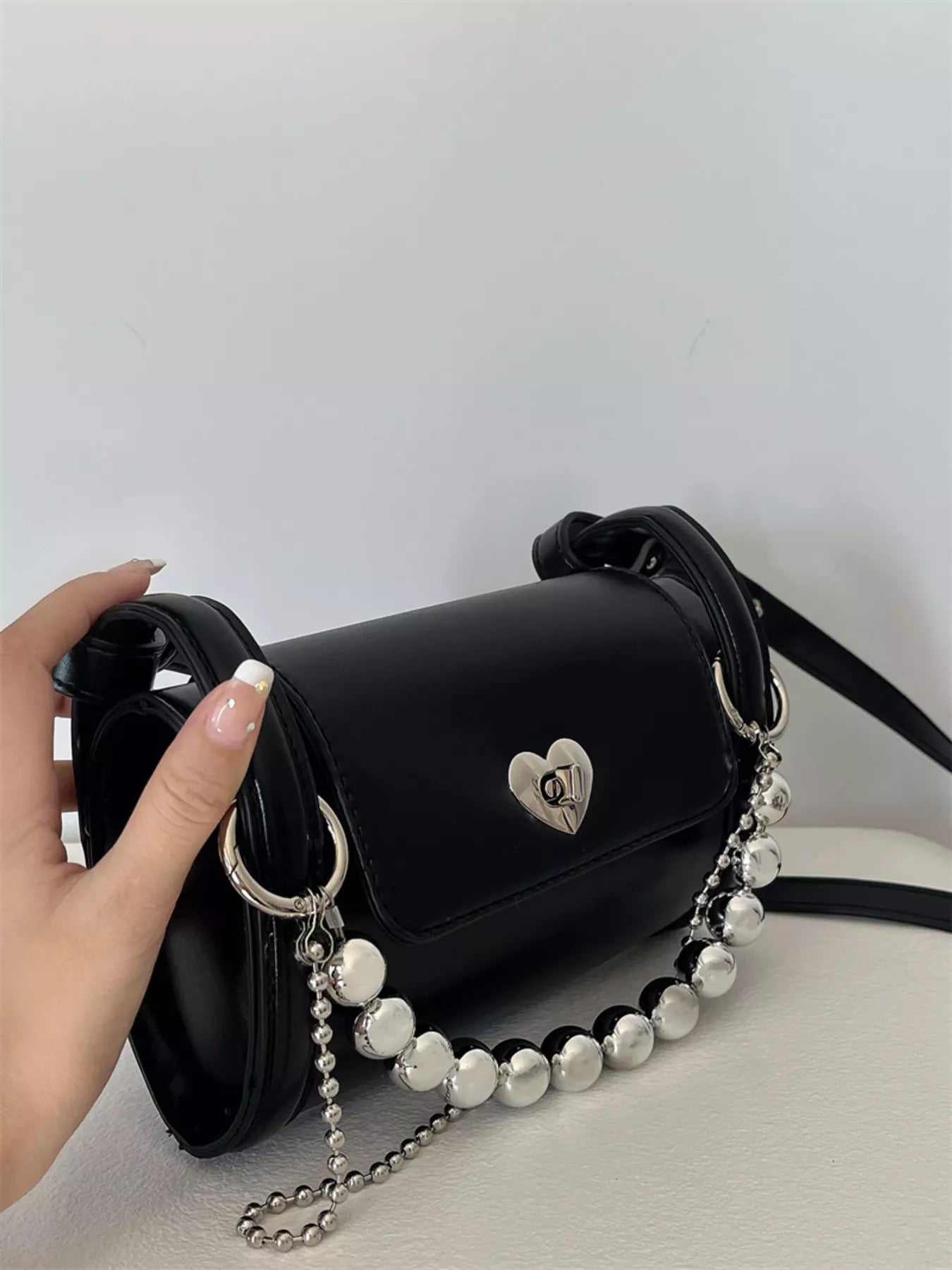 Sarah Express Women's Heart Headed Chain Decor Shoulder Bag