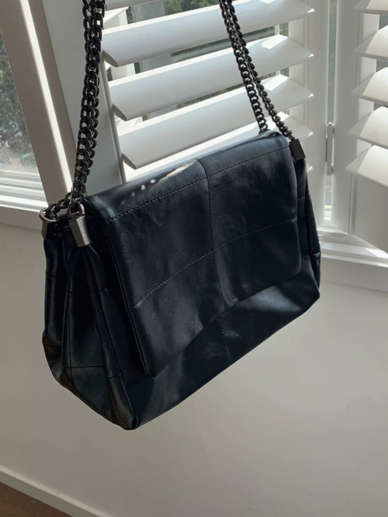 Sarah Express Women's Chain Strap Crossbody Bag